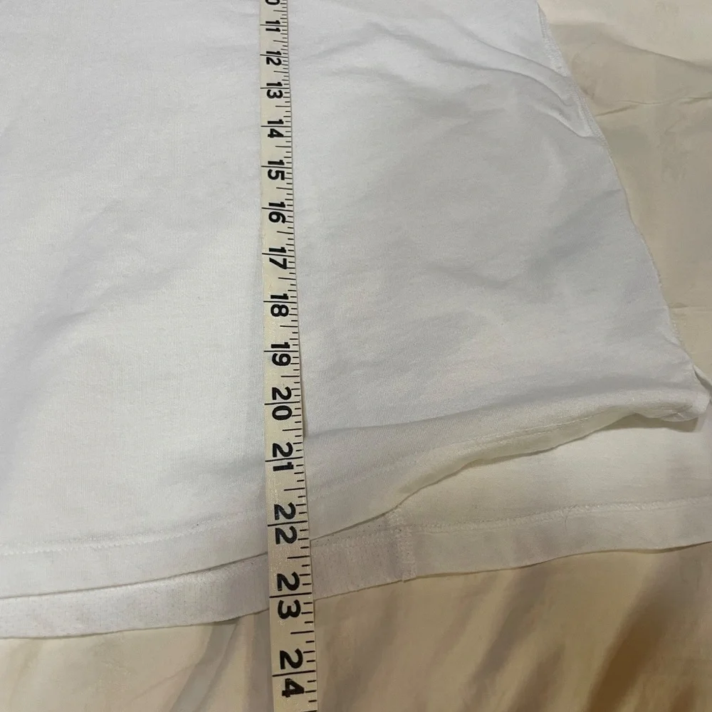 Nike White Athletic Tank with Floral Logo Sz M - Picture 11 of 11
